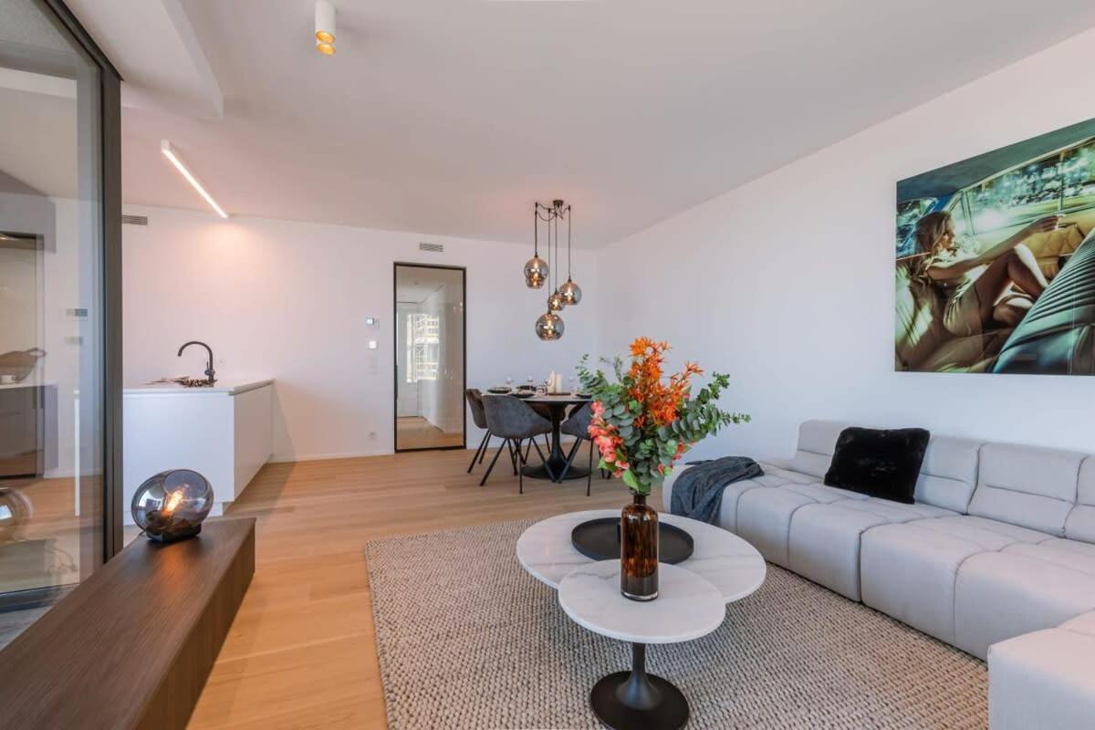 Huswell - Stunning Apartment With Breathtaking Views Oostende Eksteriør billede